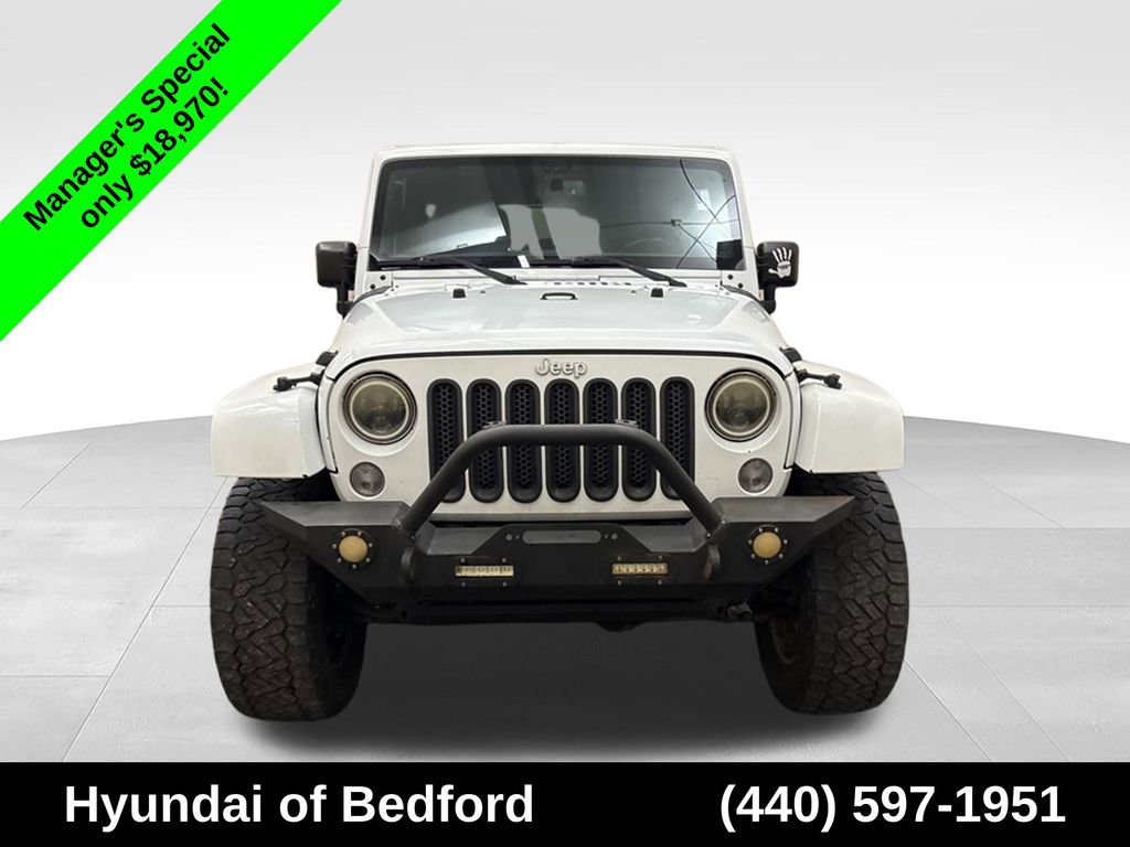 Used 2015 Jeep Wrangler Unlimited Rubicon w/ Dual Top Group AWD/4WD image 2