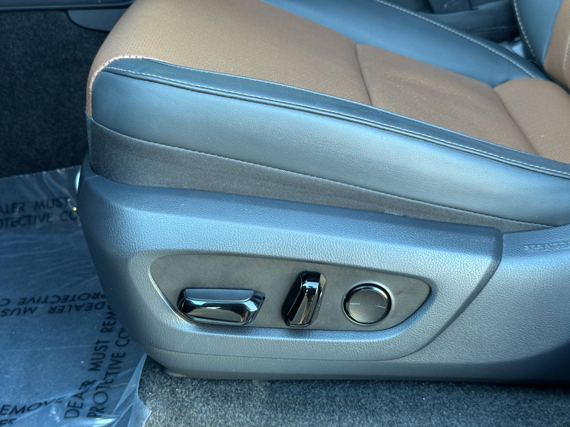 Used 2024 Lexus GX 550 image 25