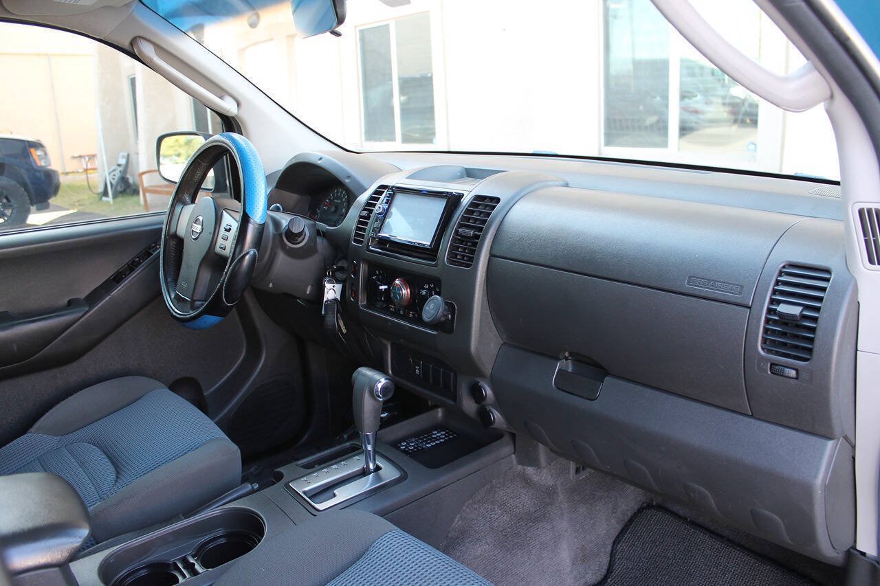 Used 2005 Nissan Frontier NISMO w/ (J01) Sunroof Pkg RWD image 32