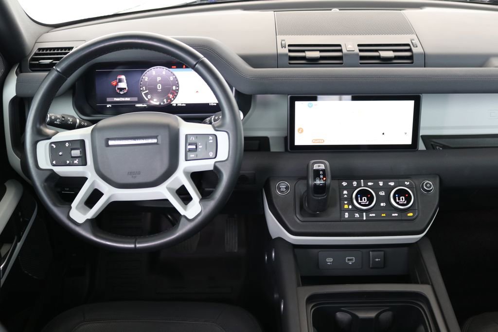Used 2023 Land Rover Defender 110 X-Dynamic SE image 21