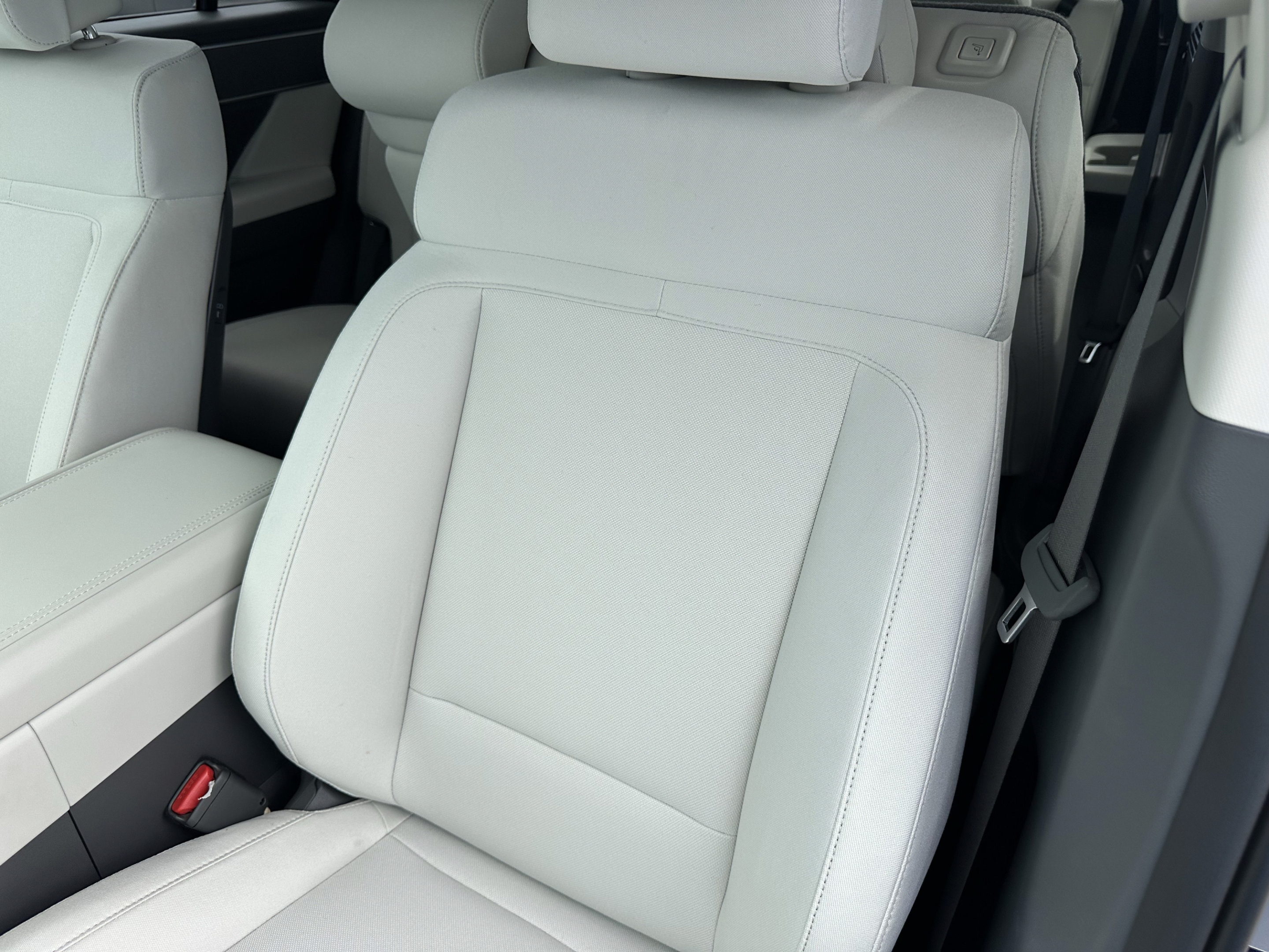 New 2027 Hyundai Santa Fe SE FWD image 20