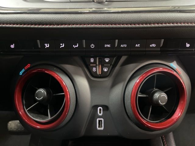 Used 2020 Chevrolet Blazer RS image 24