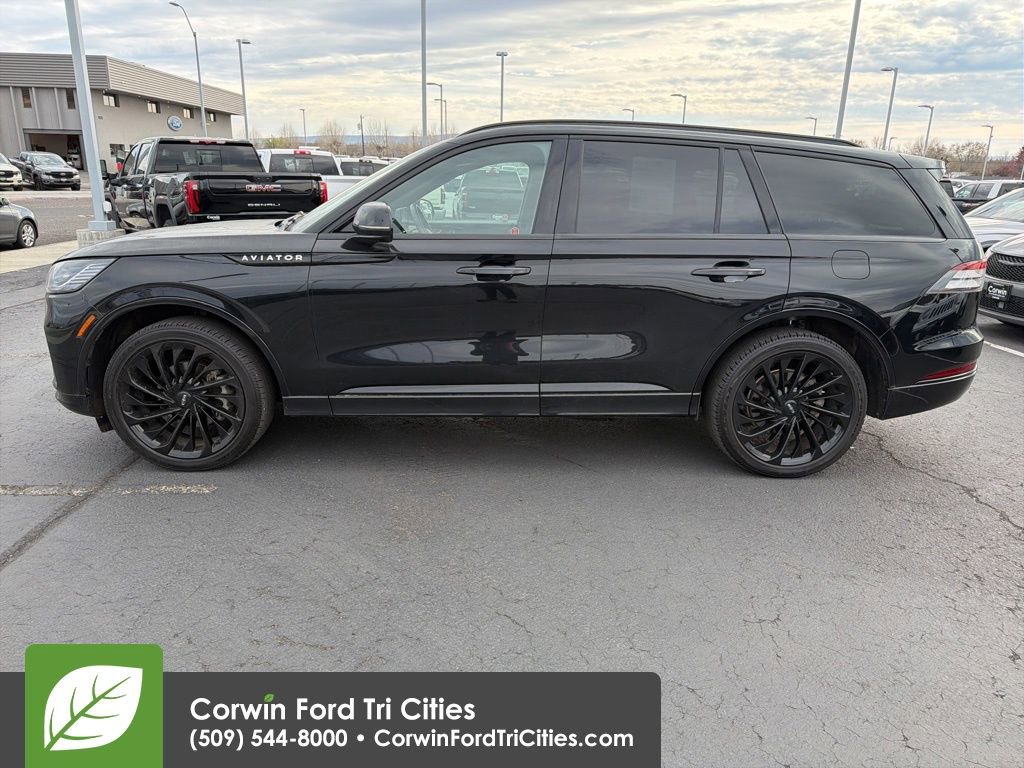 Used 2025 Lincoln Aviator Reserve w/ Equipment Group 201A image 8