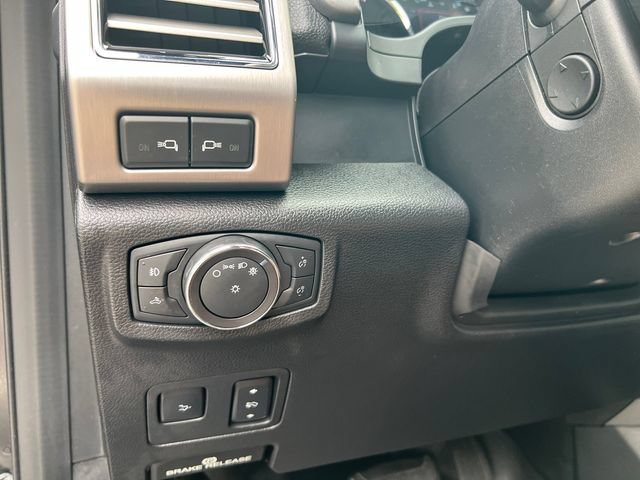 Used 2019 Ford F250 Platinum w/ Platinum Ultimate Package AWD/4WD image 39