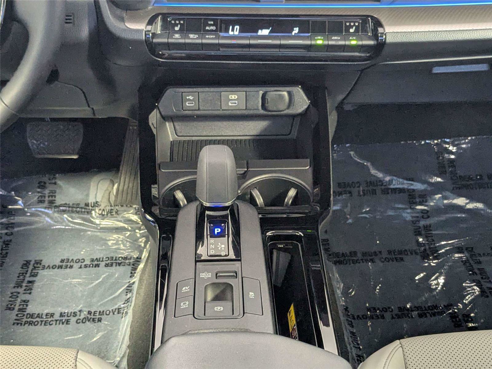 Used 2023 Toyota Prius XLE FWD image 42