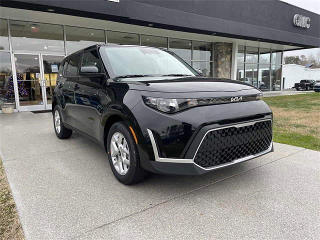New 2025 Kia Soul LX