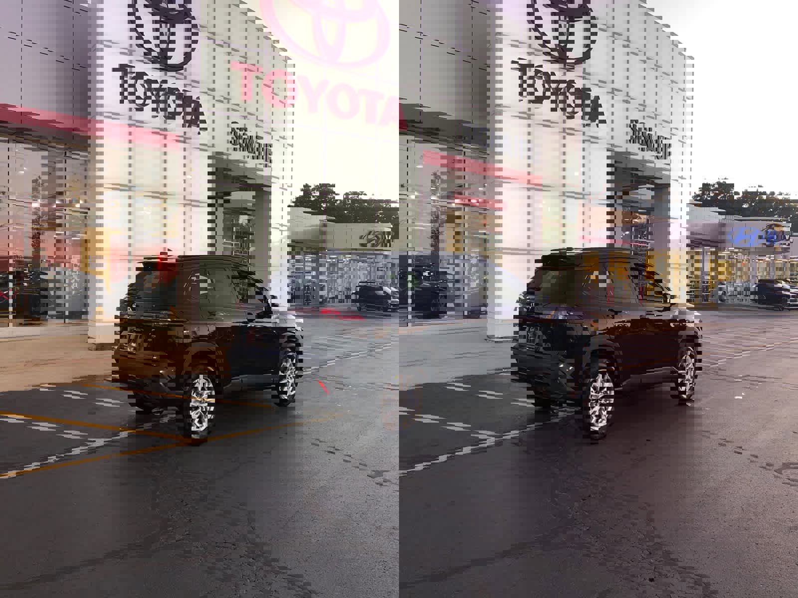 New 2026 Toyota Corolla Cross LE image 2