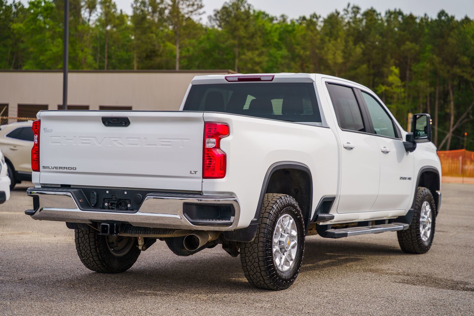 Used 2024 Chevrolet Silverado 2500 LT image 7
