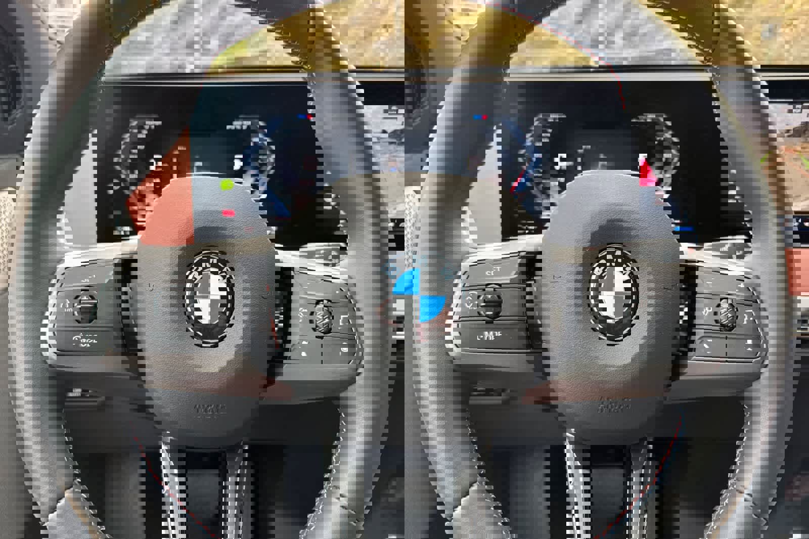 Used 2025 BMW iX M60 image 27