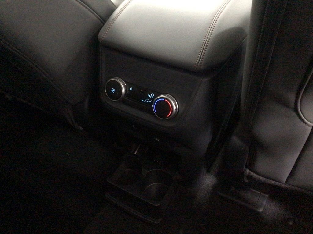 Used 2025 Ford Explorer Active w/ Active Comfort Package image 29