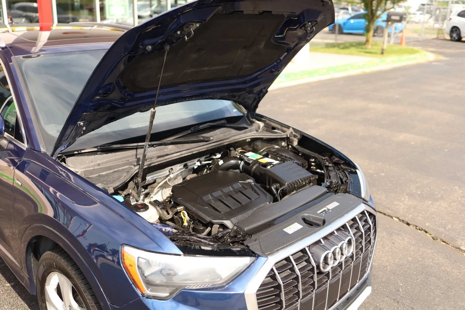 Used 2022 Audi Q3 2.0T Premium w/ Convenience Package AWD/4WD image 58