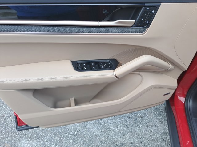 Certified 2024 Porsche Cayenne S image 24