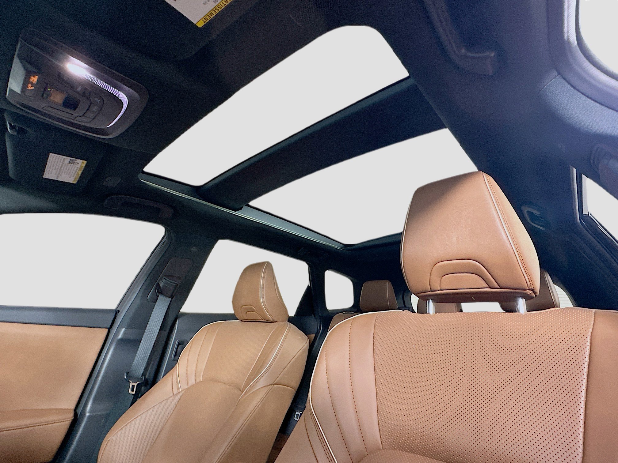 Used 2025 Toyota Crown Signia w/ Advanced Technology Package image 29