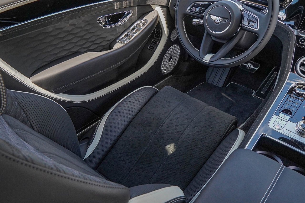 New 2025 Bentley Continental GT Speed image 45