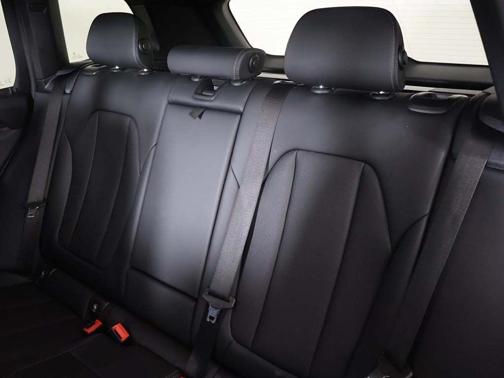 Used 2024 BMW X3 xDrive30i AWD/4WD image 36
