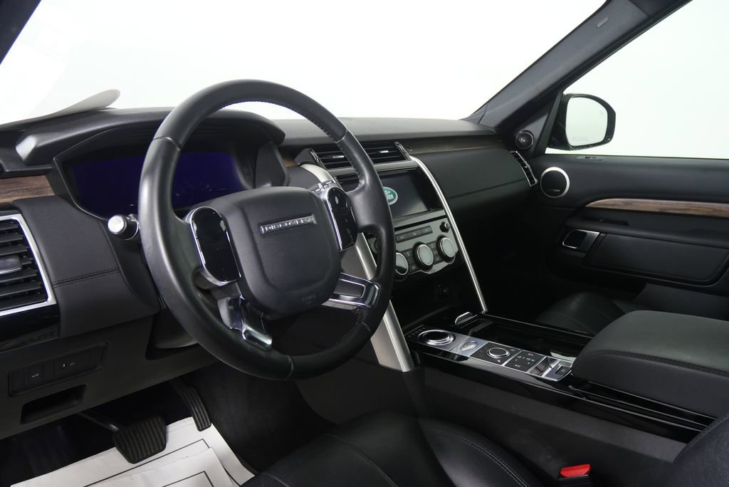 Used 2019 Land Rover Discovery HSE AWD/4WD image 12