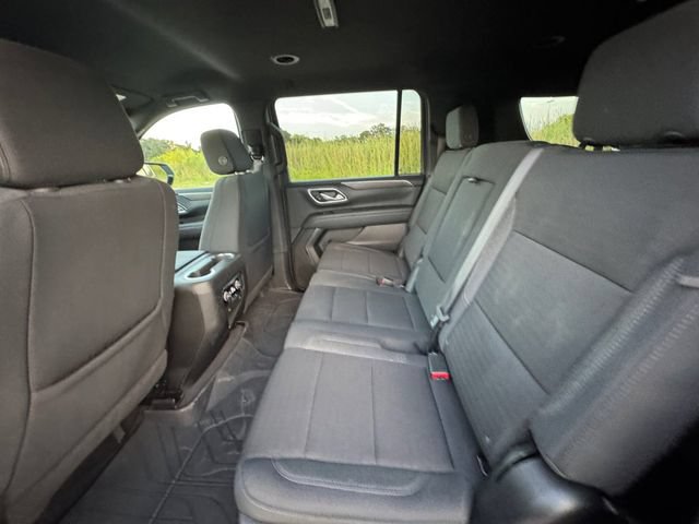 Used 2023 Chevrolet Suburban LS RWD image 28