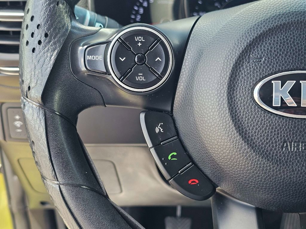 Used 2014 Kia Soul FWD image 21