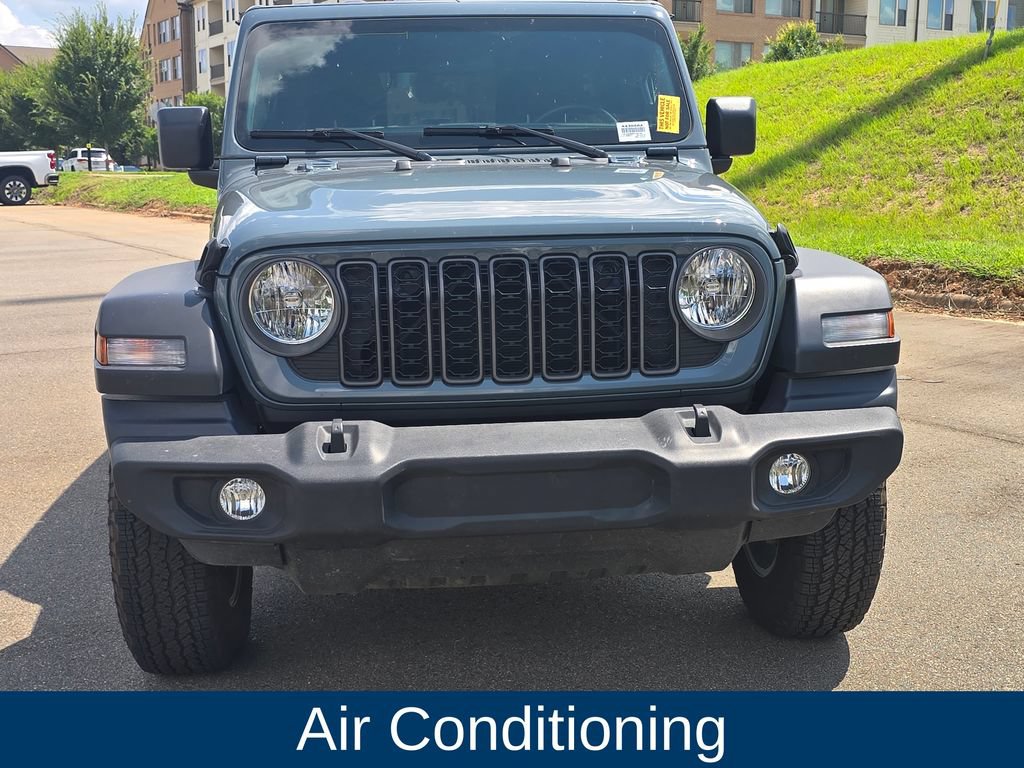 Used 2024 Jeep Wrangler Unlimited Sport AWD/4WD image 8