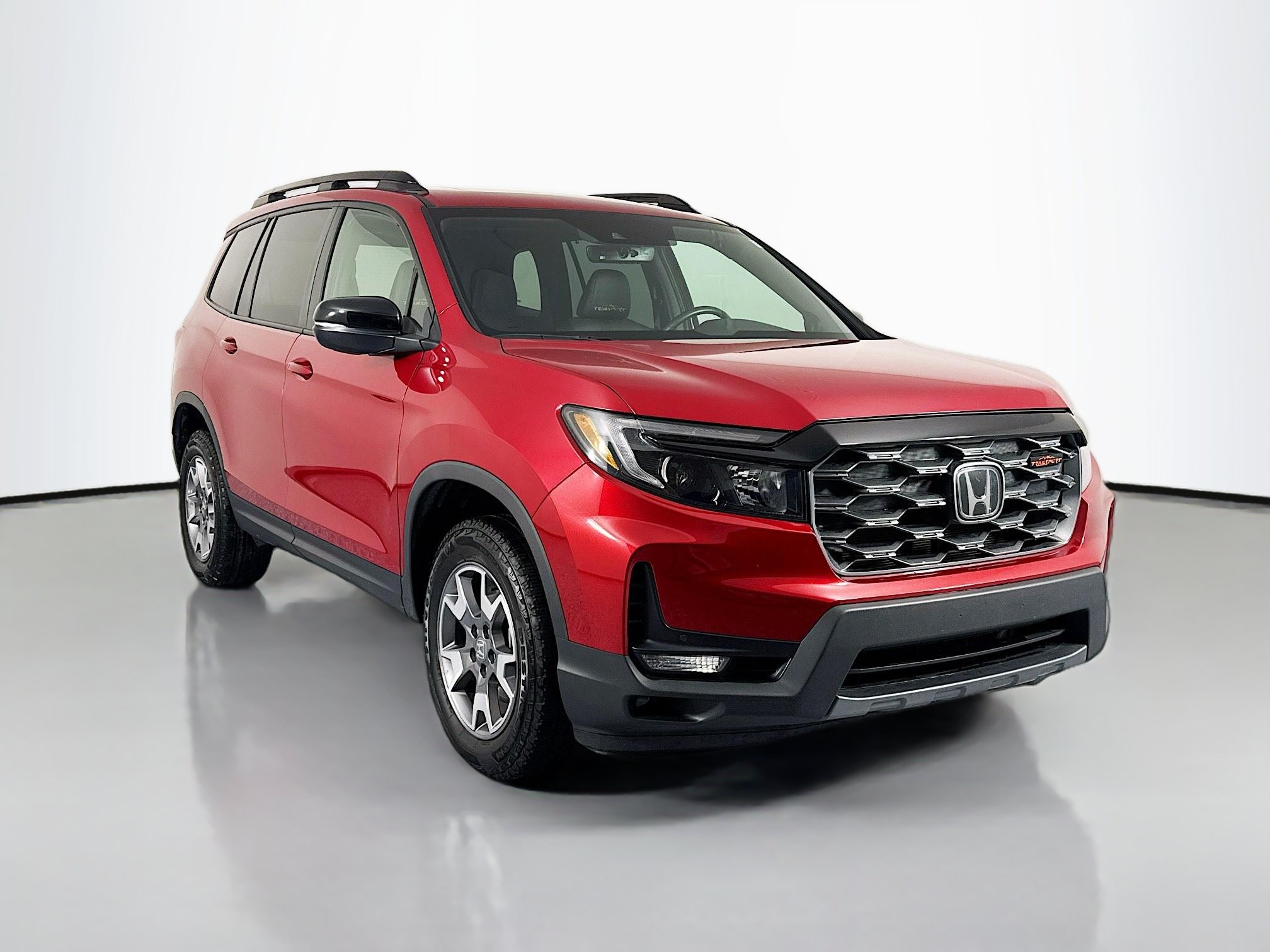 Certified 2023 Honda Passport TrailSport image 3