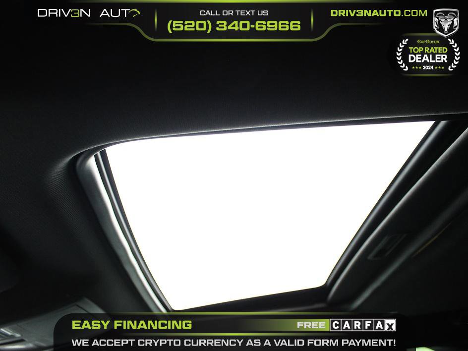 Used 2013 Dodge Challenger SXT RWD image 17