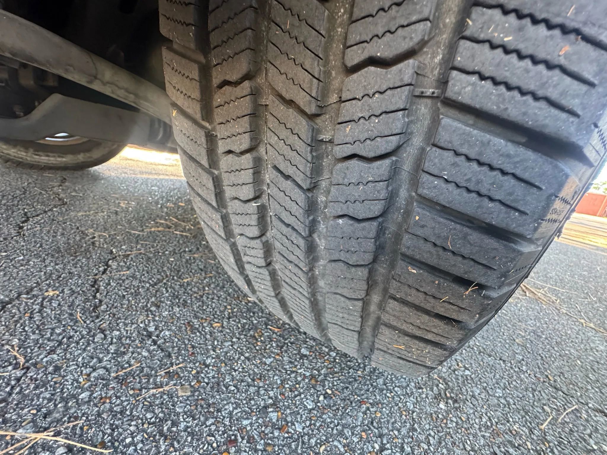 Used 2013 Lexus GX 460 image 39