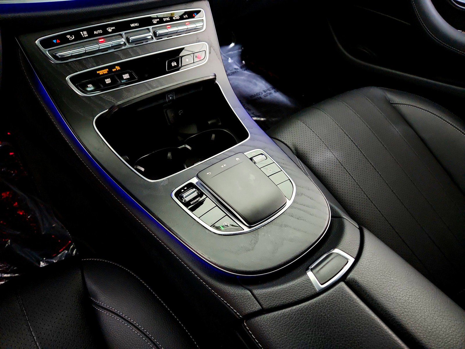 Used 2022 Mercedes-Benz E 350 E 350 w/ AMG Line Exterior image 15