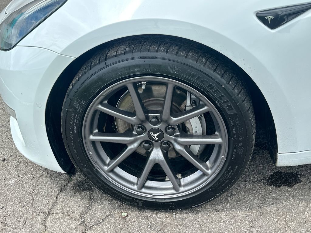 Used 2018 Tesla Model 3 Long Range image 11