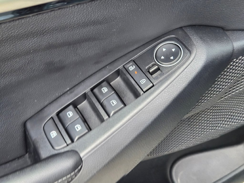 Certified 2025 Kia Seltos S FWD image 16