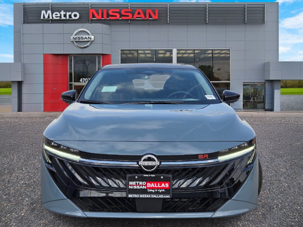 New 2026 Nissan Sentra SR w/ SR Premium Package FWD image 2