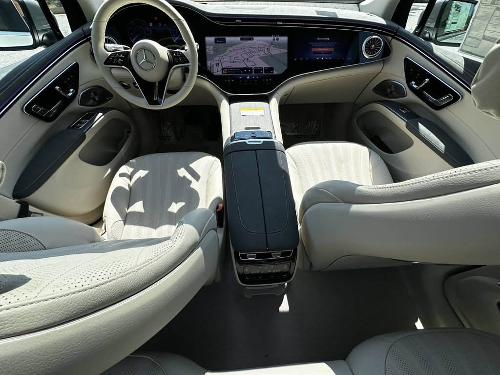 New 2026 Mercedes-Benz EQS 400 4MATIC SUV image 28