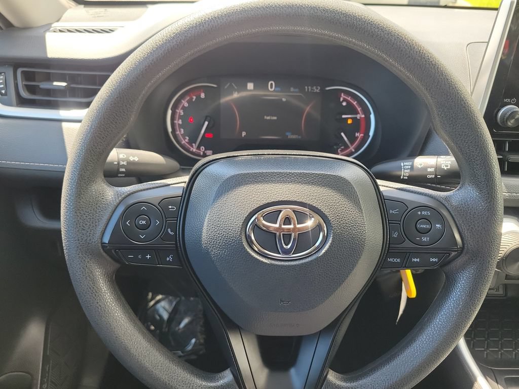 Certified 2025 Toyota RAV4 LE AWD/4WD image 8