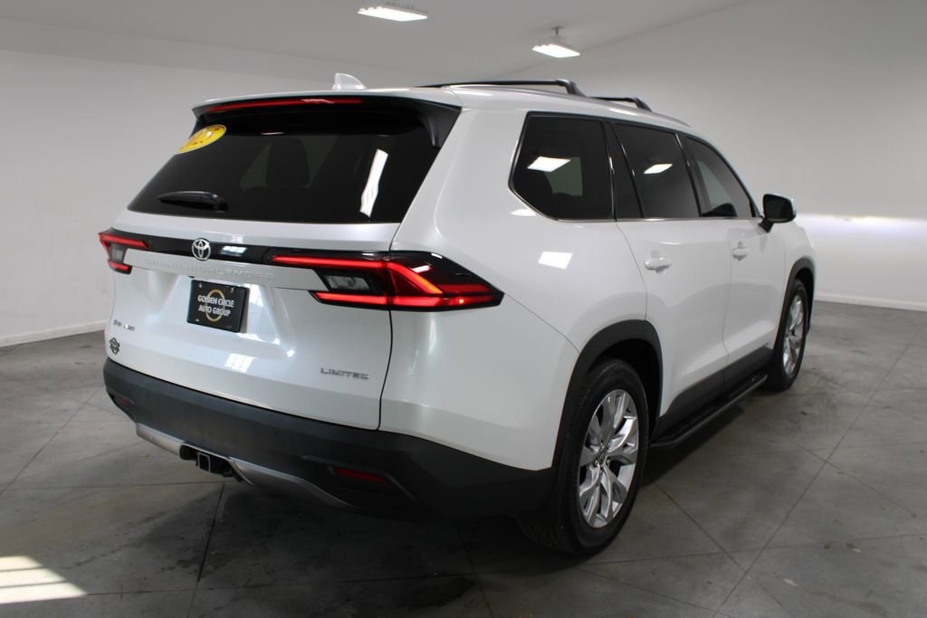 Used 2025 Toyota Grand Highlander Limited image 9