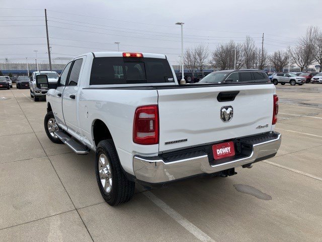 Used 2024 RAM 2500 Big Horn w/ Safety Group image 8