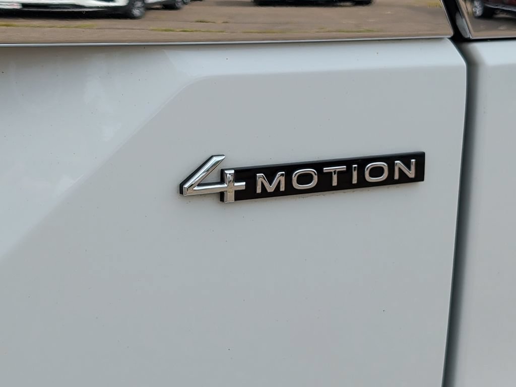 Used 2025 Volkswagen Atlas SE AWD/4WD image 44