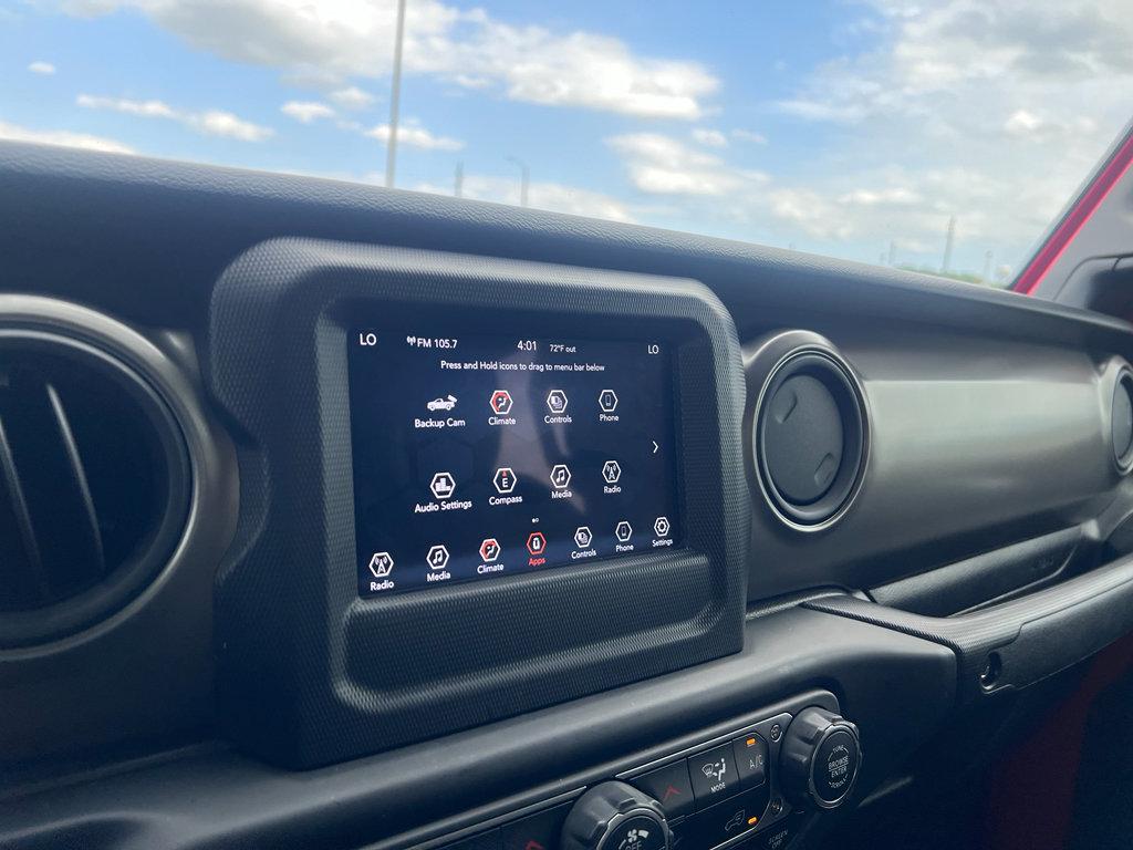 Certified 2023 Jeep Gladiator Sport AWD/4WD image 24