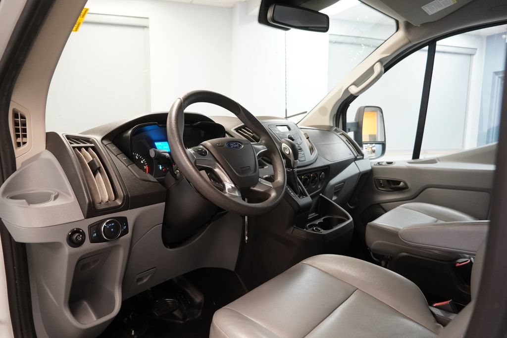 Used 2017 Ford Transit 350 XL RWD image 6