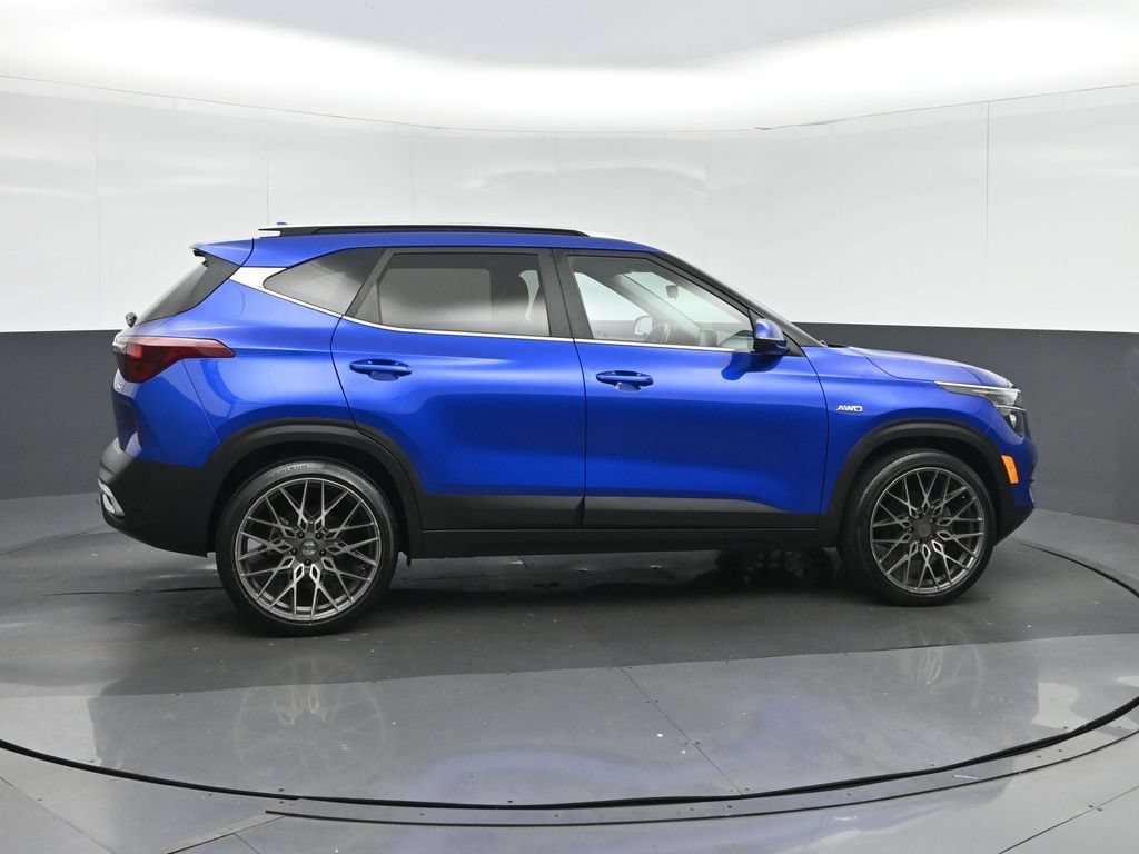 Used 2021 Kia Seltos S AWD/4WD image 8