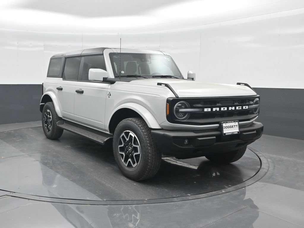 New 2026 Ford Bronco Outer Banks AWD/4WD image 8