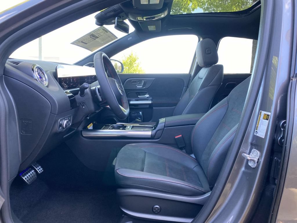 Used 2025 Mercedes-Benz GLA 250 image 27