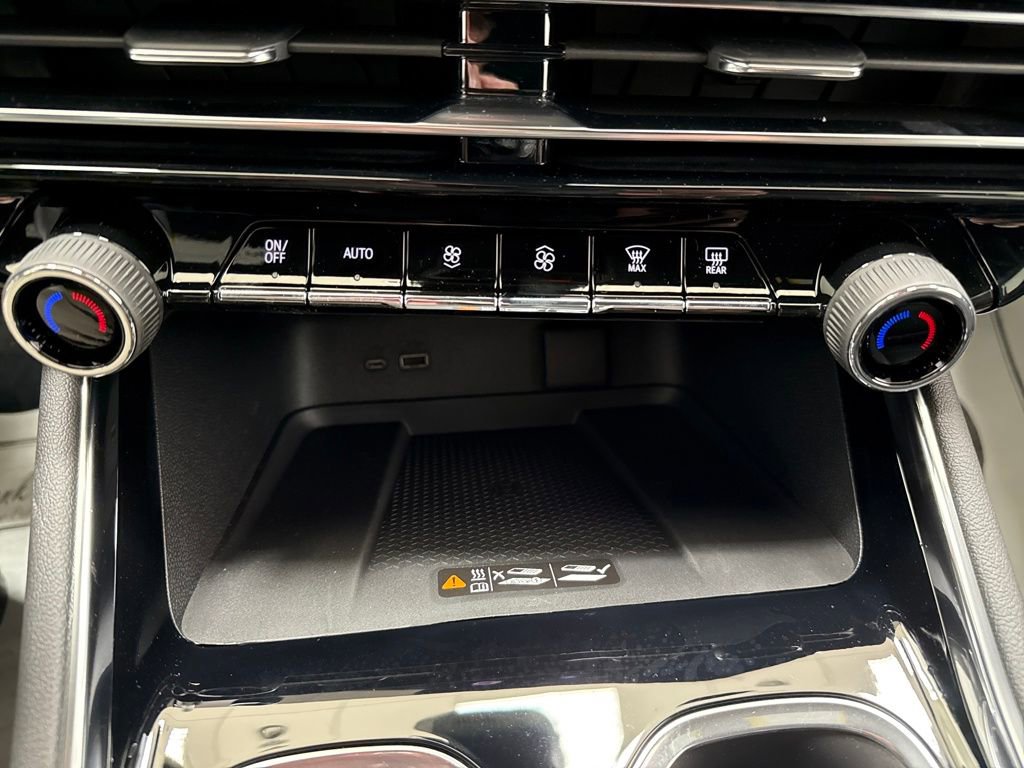 New 2026 Chevrolet Traverse RS image 37