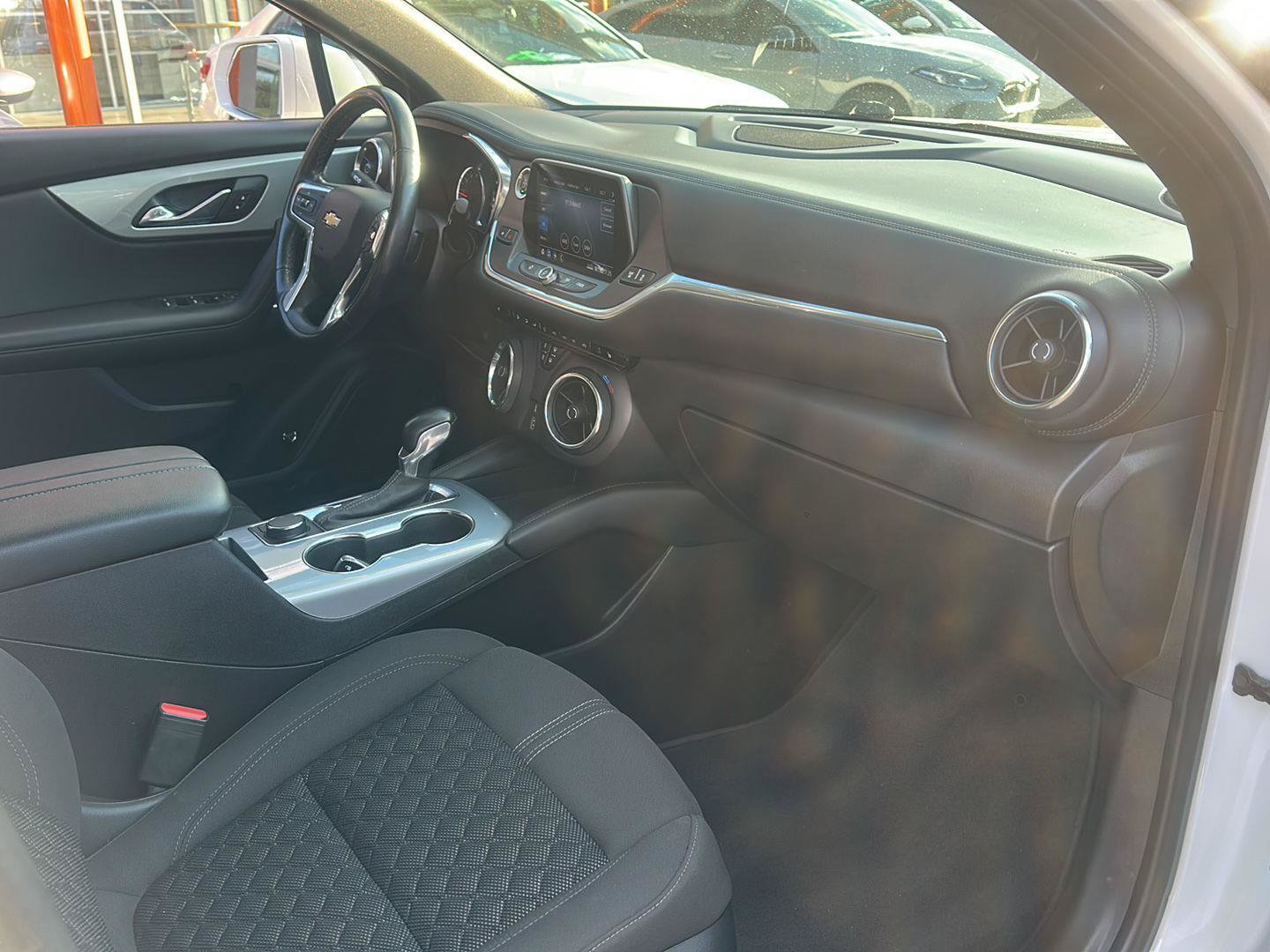 Used 2020 Chevrolet Blazer LT FWD image 10