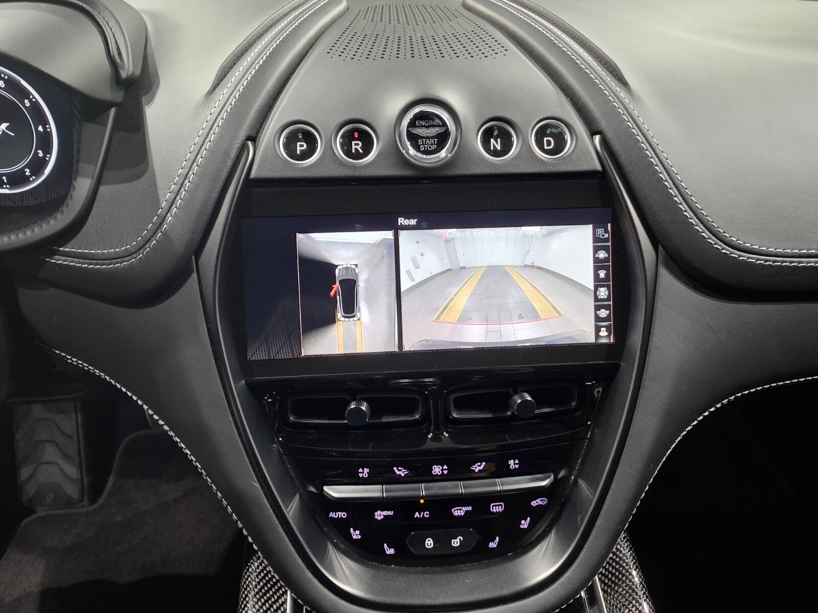 Used 2021 Aston Martin DBX image 13