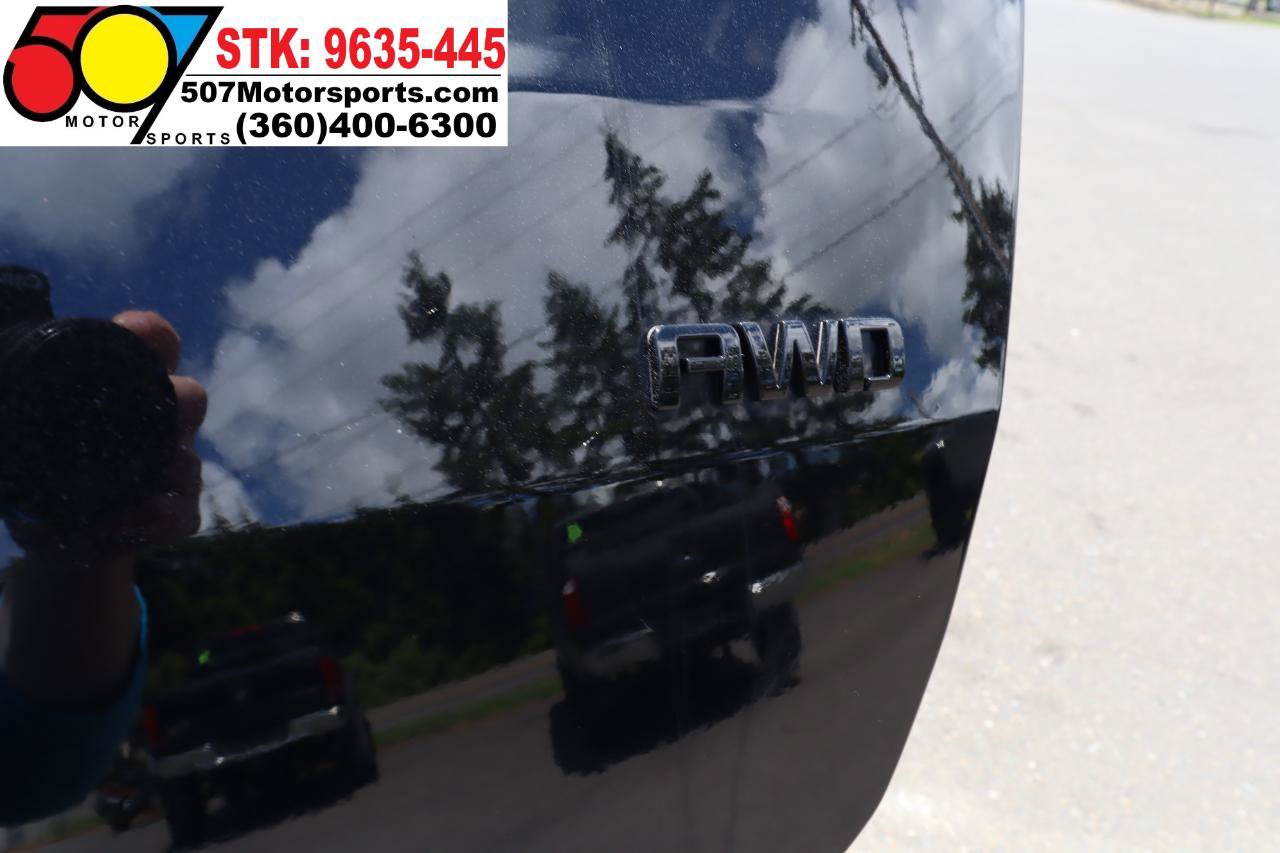 Used 2019 Chevrolet Trax LT w/ Sun & Sound Package AWD/4WD image 15