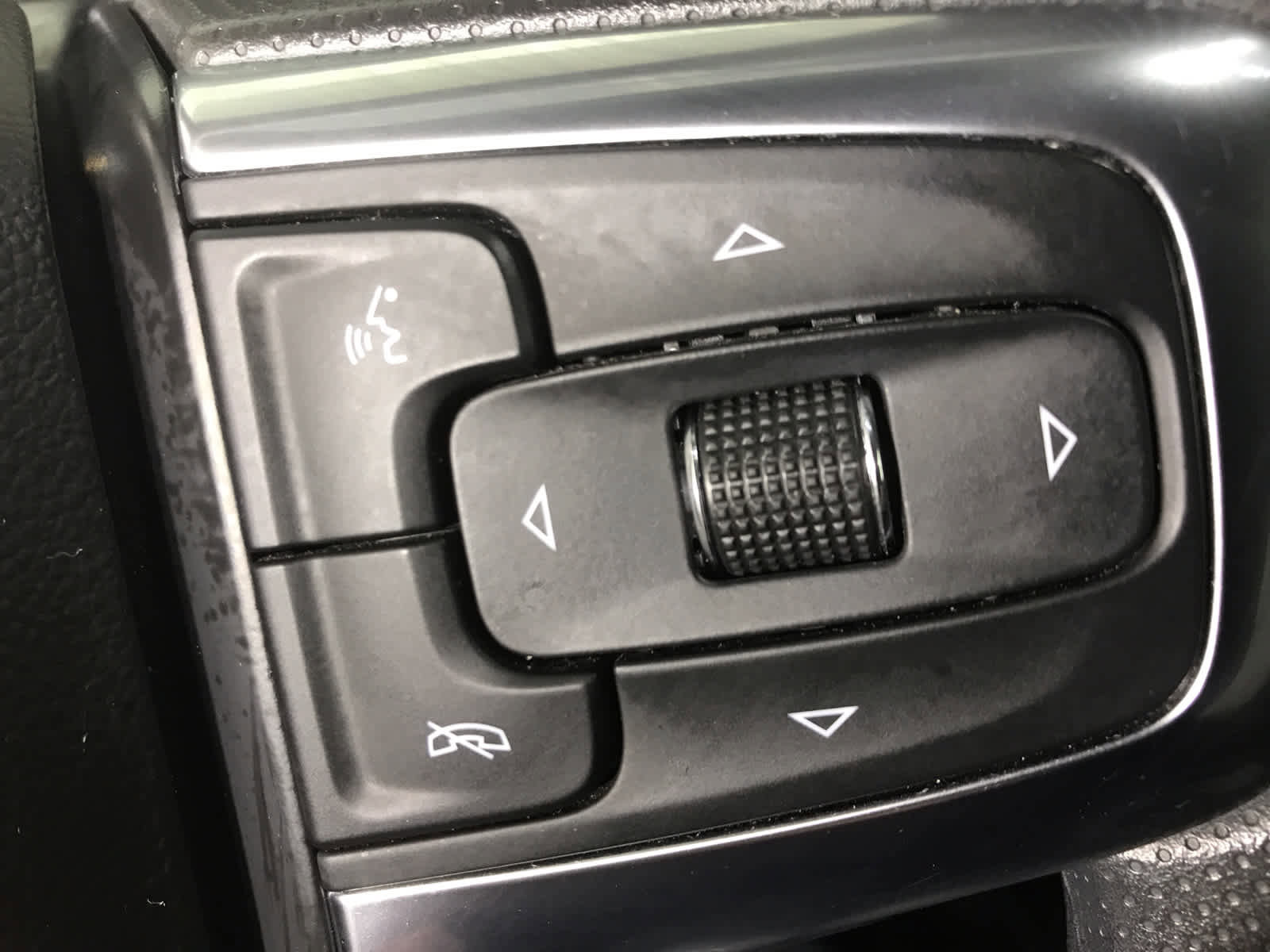 Used 2022 Chevrolet Blazer LT image 36