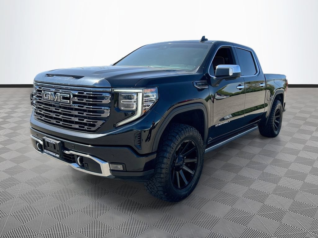 Used 2022 GMC Sierra 1500 Denali Ultimate AWD/4WD image 3
