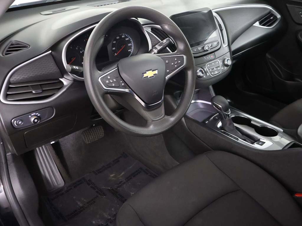 Used 2024 Chevrolet Malibu LT image 24