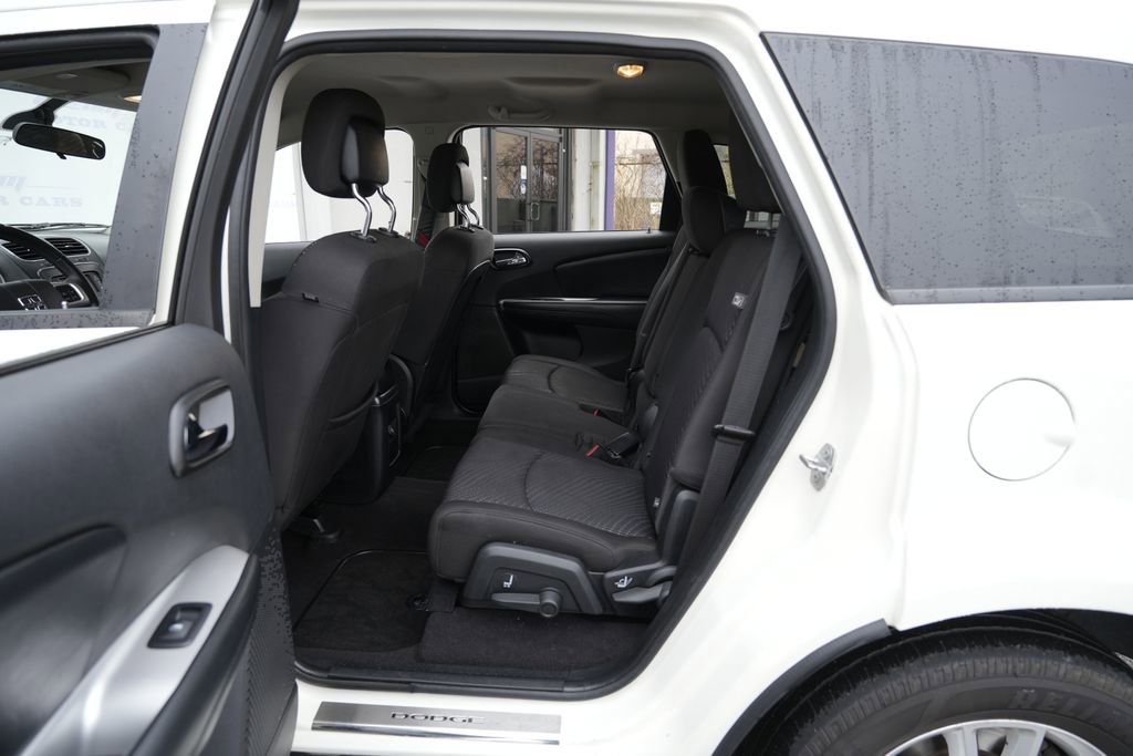 Used 2018 Dodge Journey SE w/ Mopar All Weather Group image 23