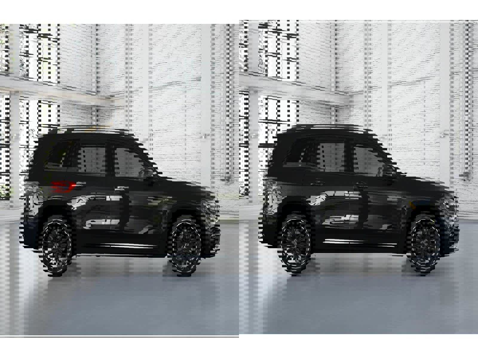 New 2026 Mercedes-Benz GLB 35 AMG 4MATIC image 2