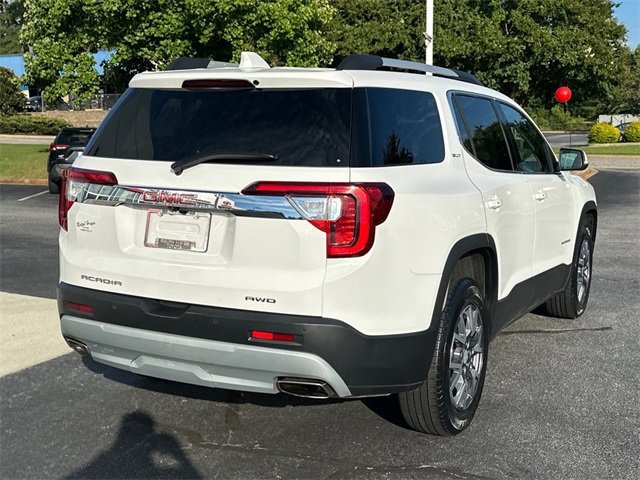 Used 2023 GMC Acadia SLT image 3